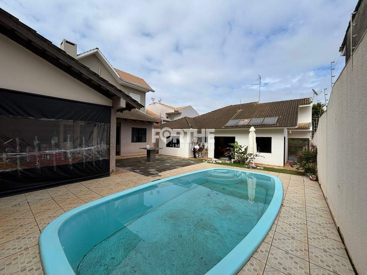 Casa à venda no Recanto Tropical: 