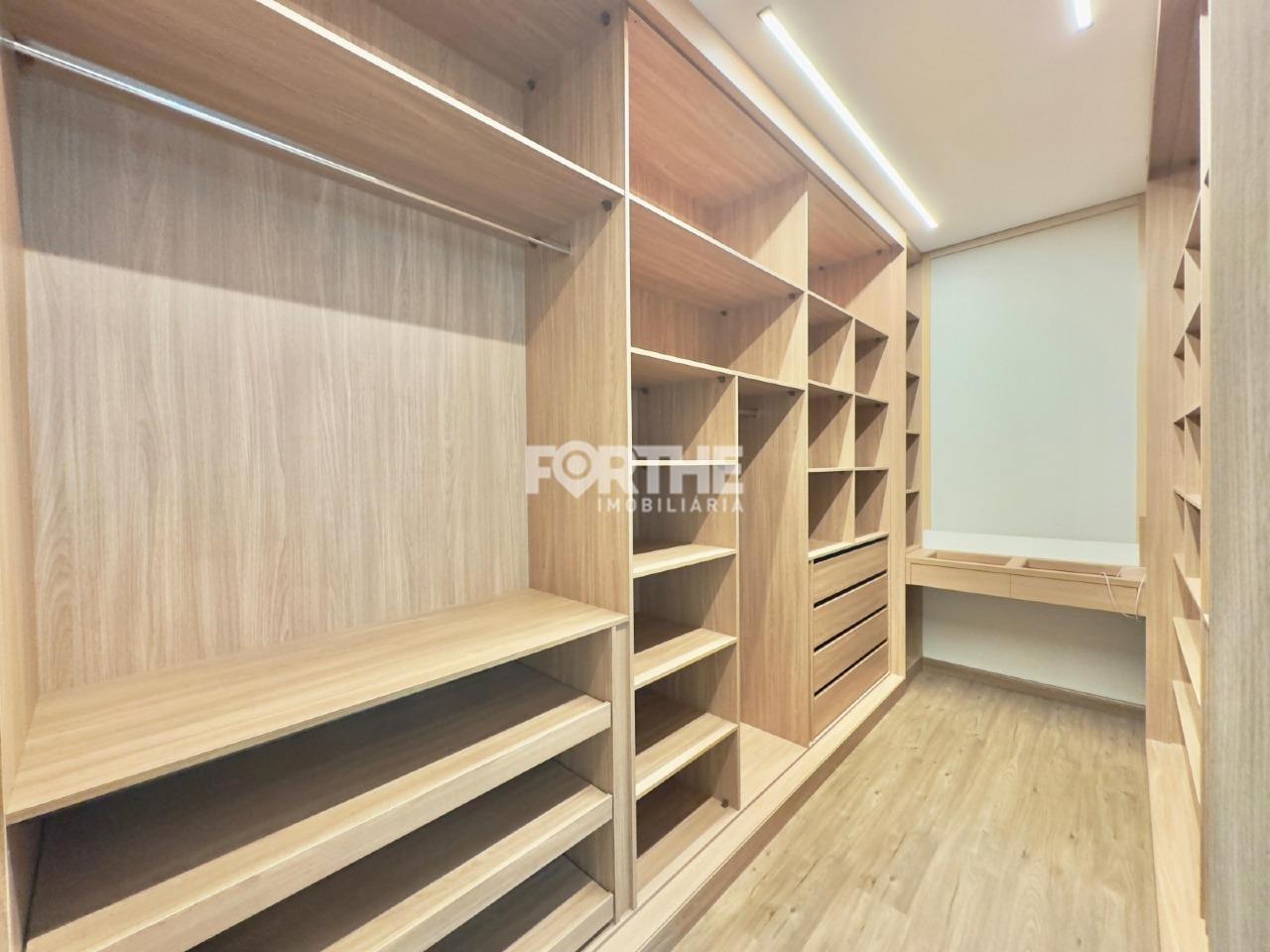 Casa em Condomínio à venda no Parque Verde: 