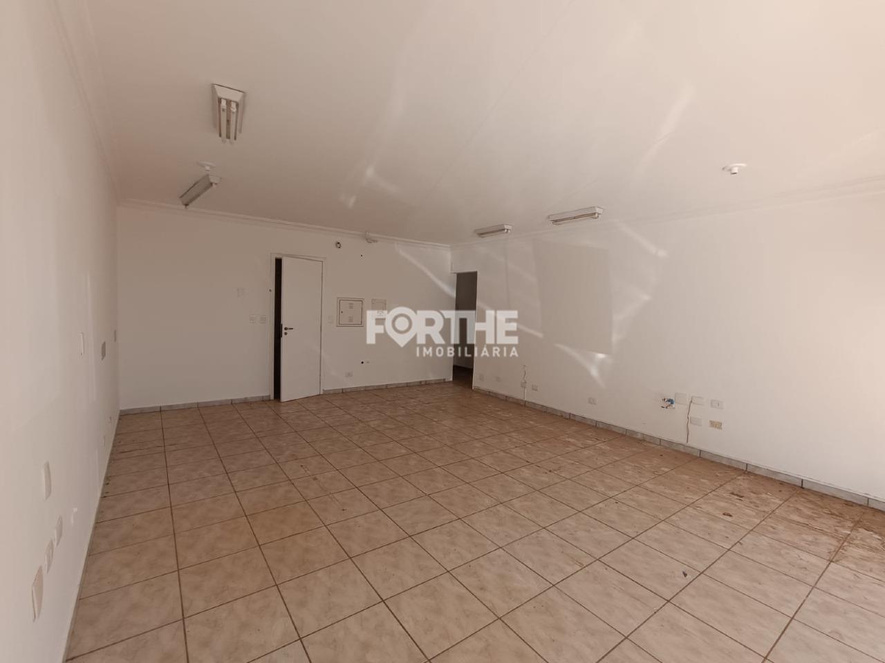Sala comercial à venda no Centro: 