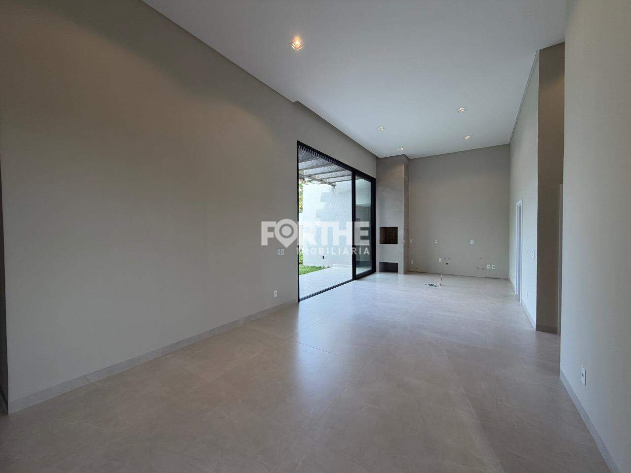 Casa em Condomínio à venda no Aquarela do Brasil: