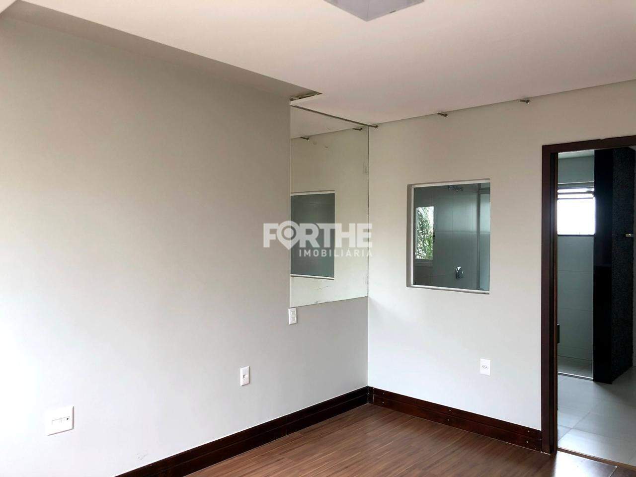Apartamento para aluguel no Centro: 