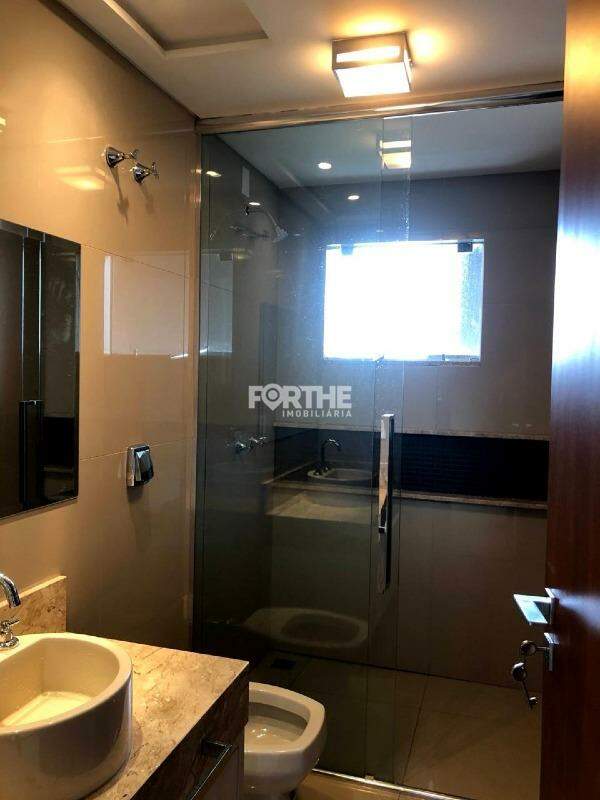 Apartamento para aluguel no Centro: 