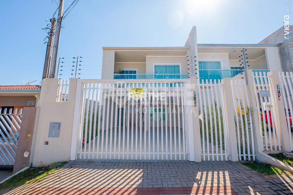 Sobrado à venda no Recanto Tropical: 