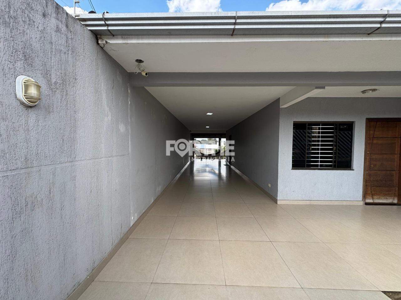 Casa à venda no Região do Lago: 
