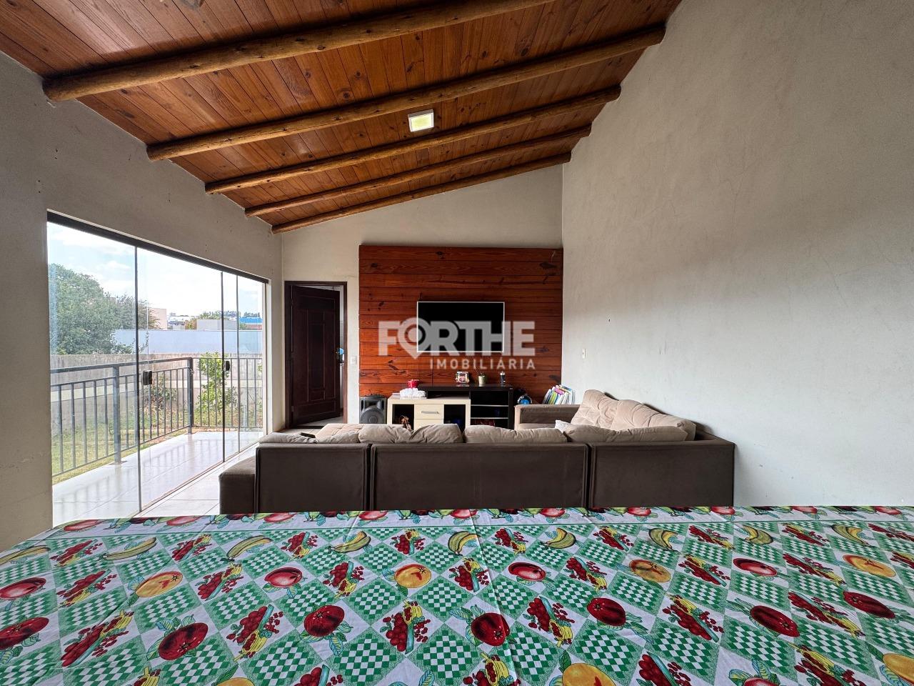 Casa à venda no Região do Lago: 