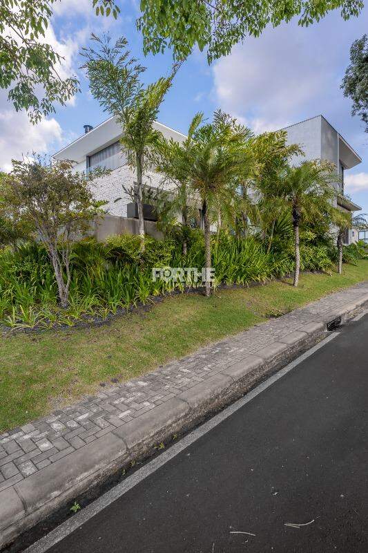 Sobrado em condomínio à venda no Cancelli: 