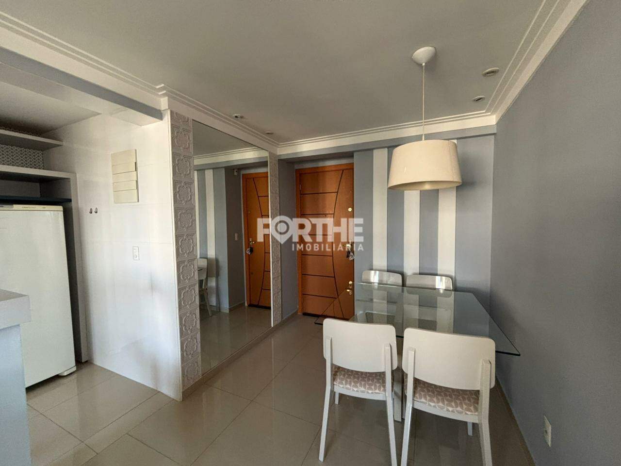 Apartamento para aluguel no Centro: 