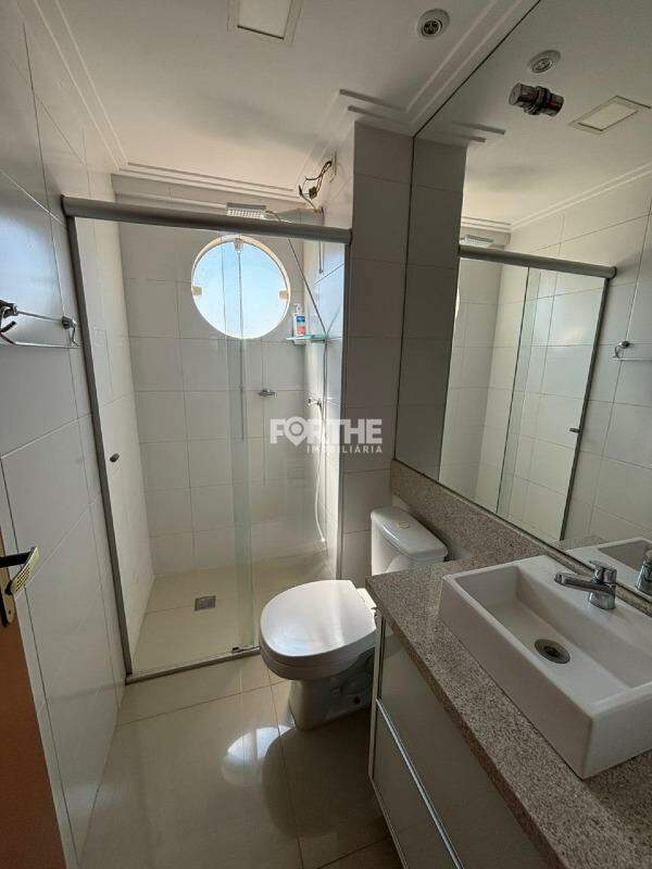 Apartamento para aluguel no Centro: 