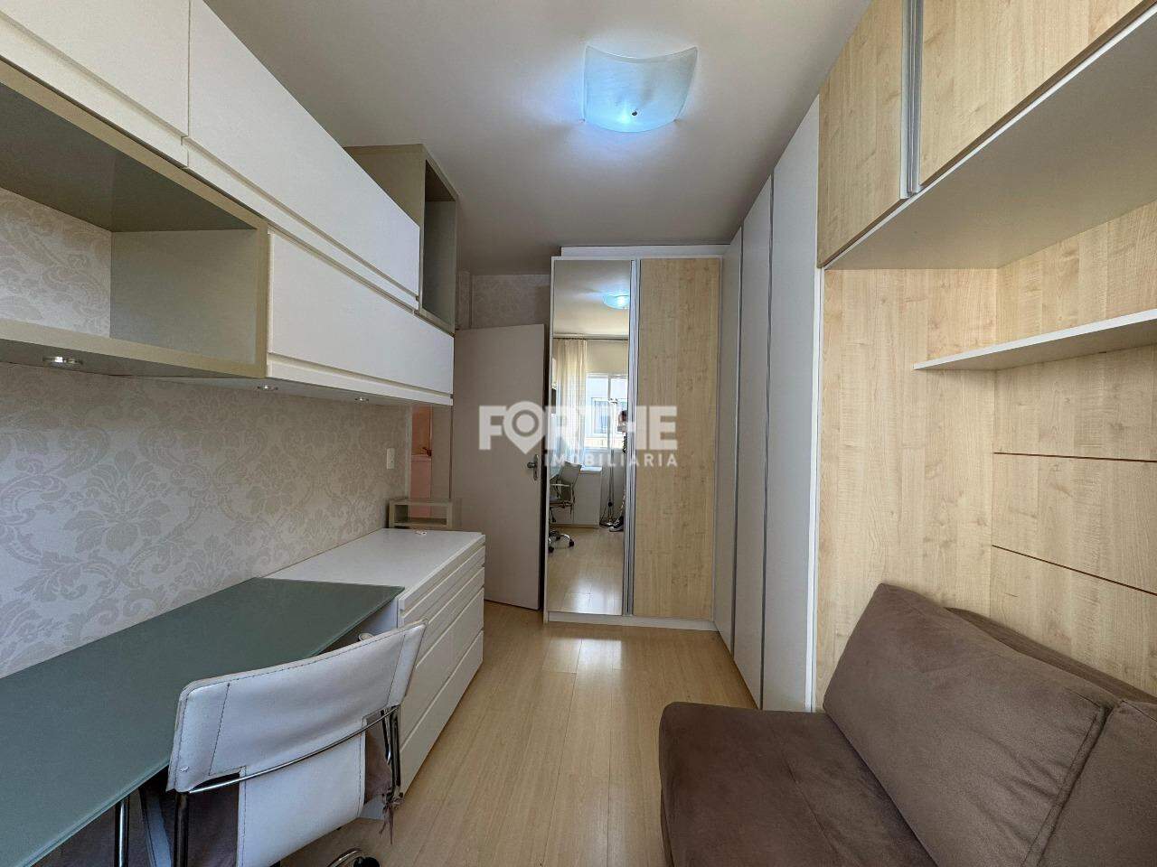 Apartamento para aluguel no Country: 