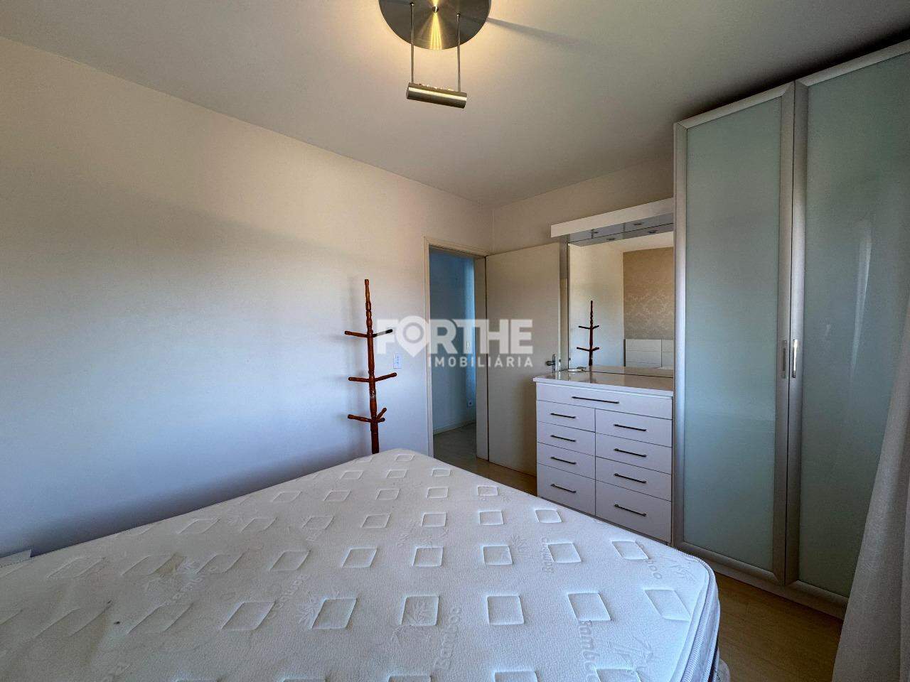 Apartamento para aluguel no Country: 