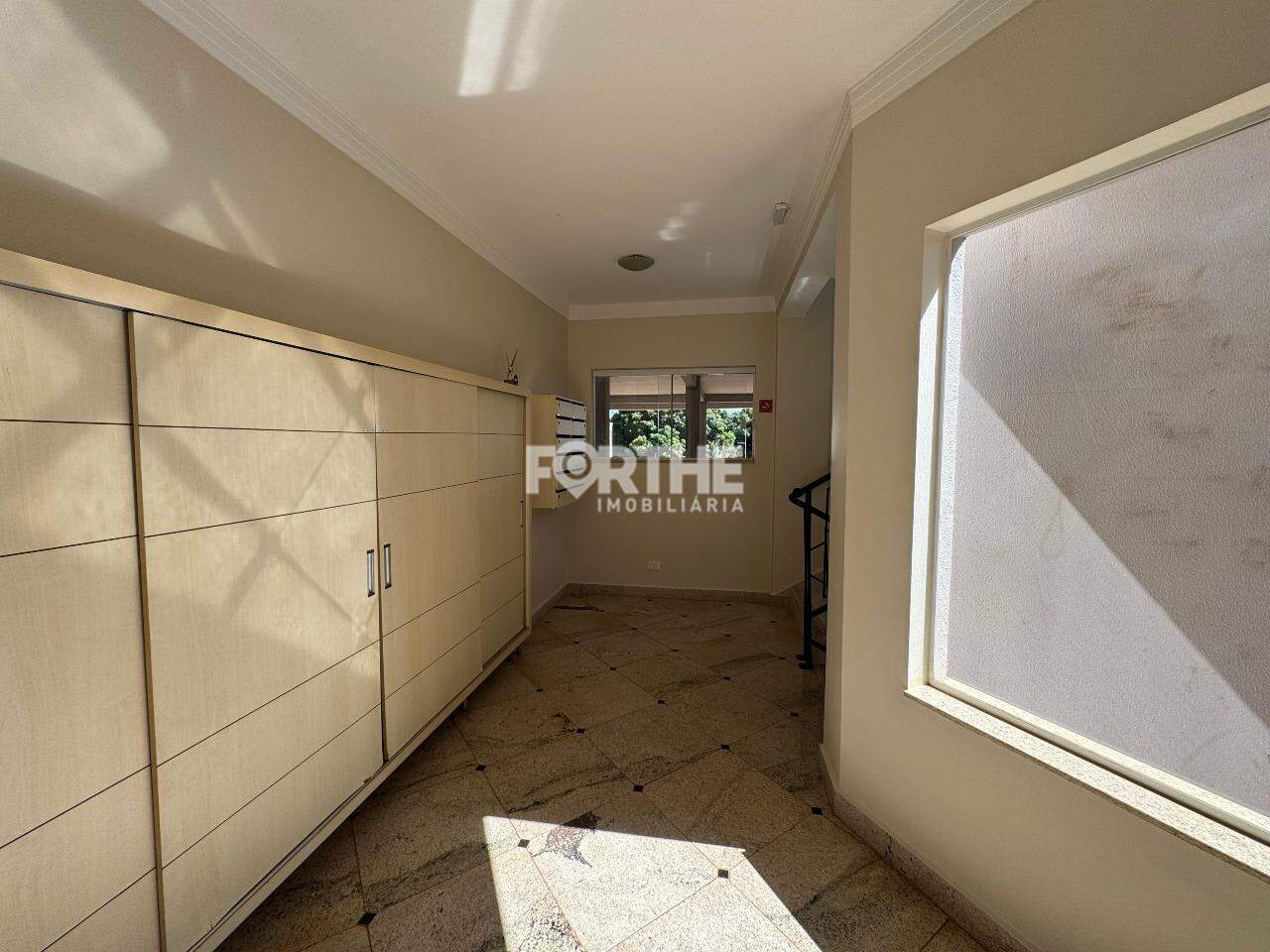 Apartamento para aluguel no Country: 