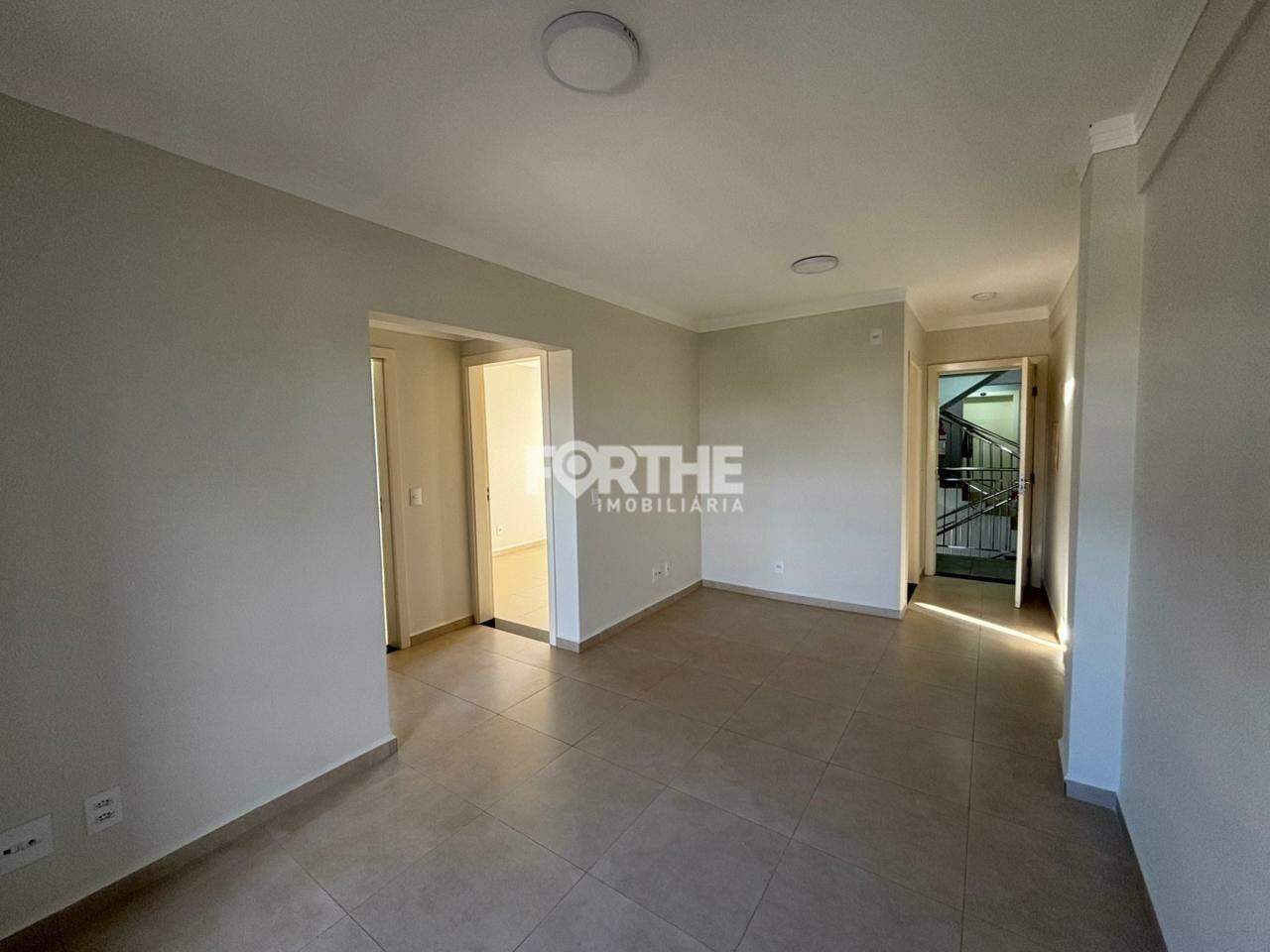 Apartamento para aluguel no Jardim Maria Luiza: 