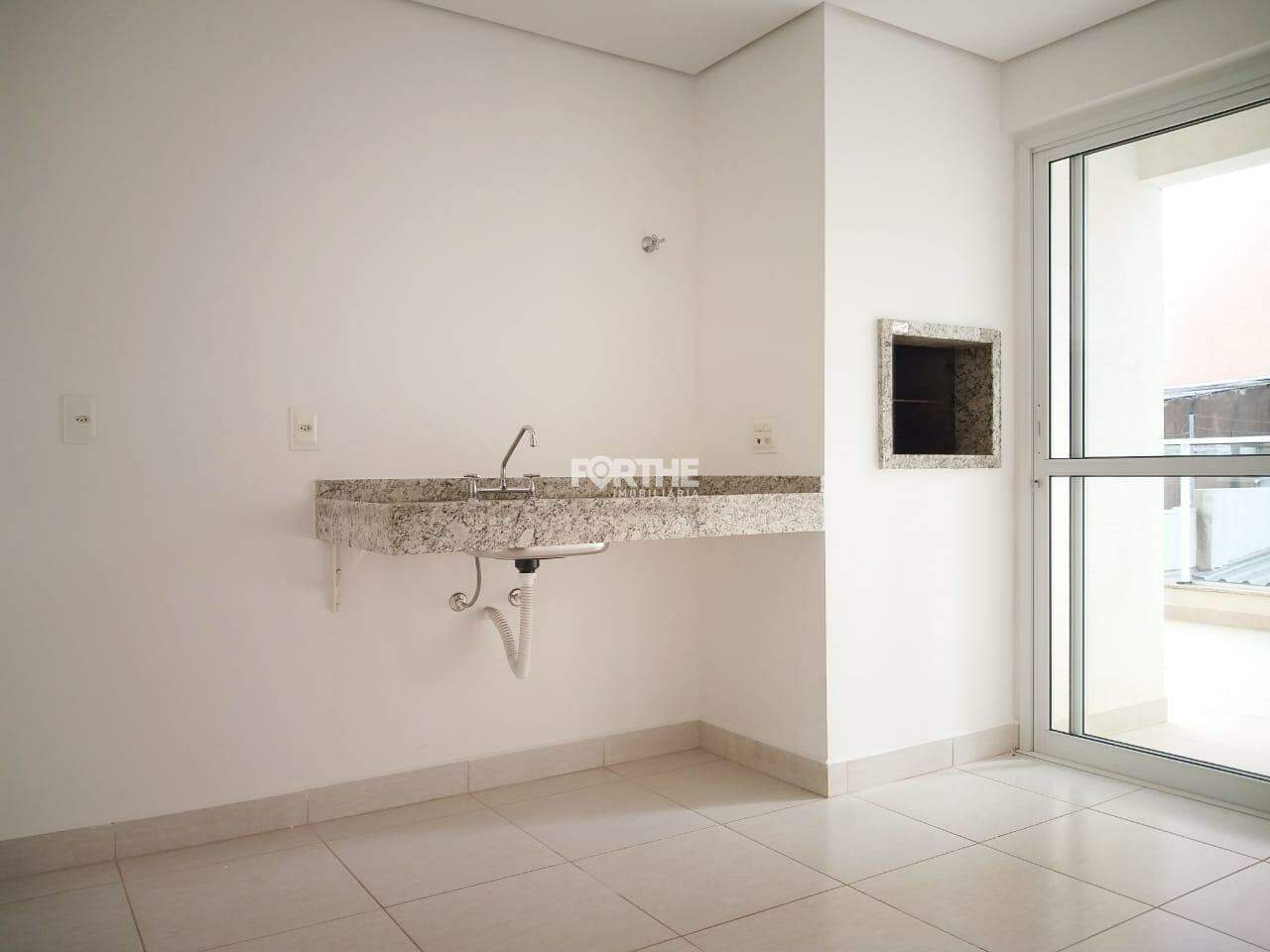 Apartamento para aluguel no Centro: 