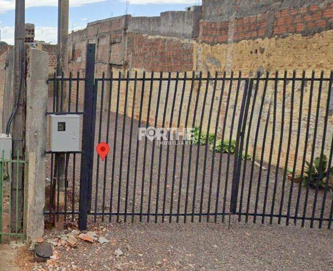 Terreno à venda no Santa Felicidade: 