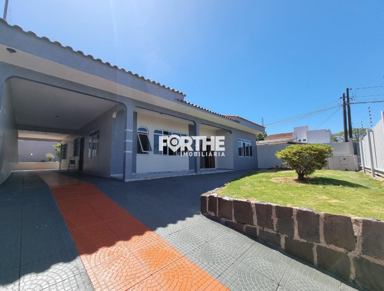 Casa à venda no Universitário: 