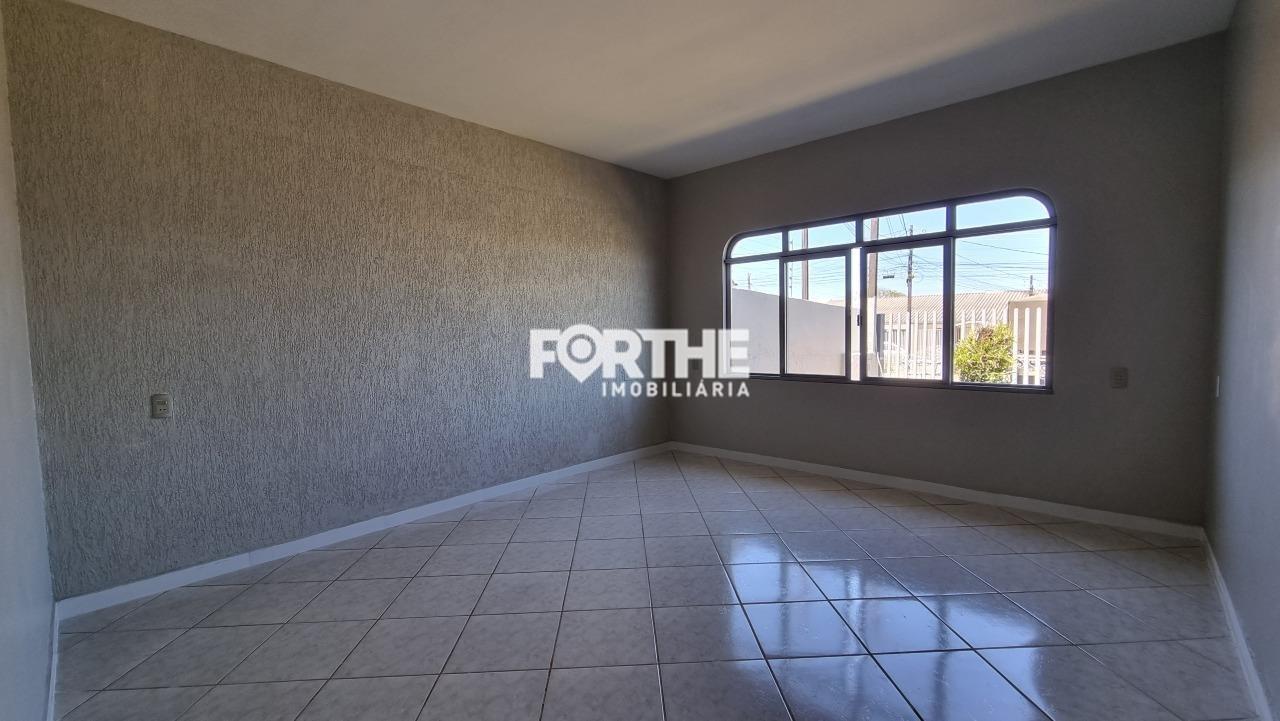 Casa à venda no Universitário: 