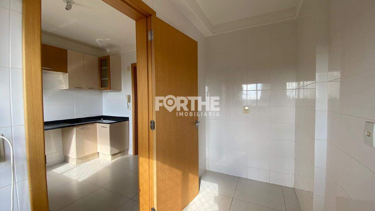 Apartamento para aluguel no Centro: 