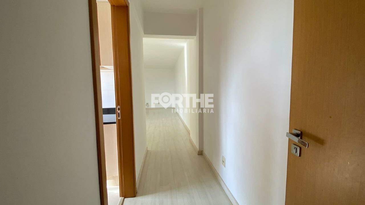 Apartamento para aluguel no Centro: 