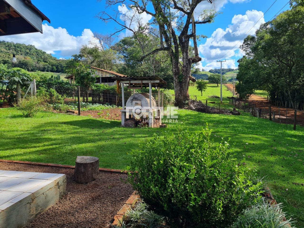 Sítio à venda no Zona Rural: