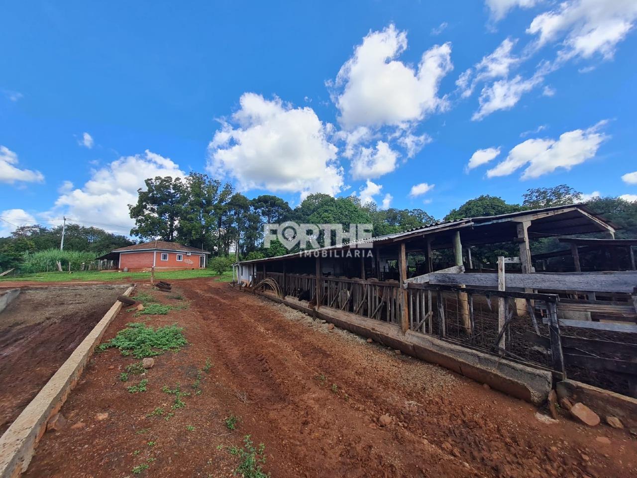 Sítio à venda no Zona Rural: