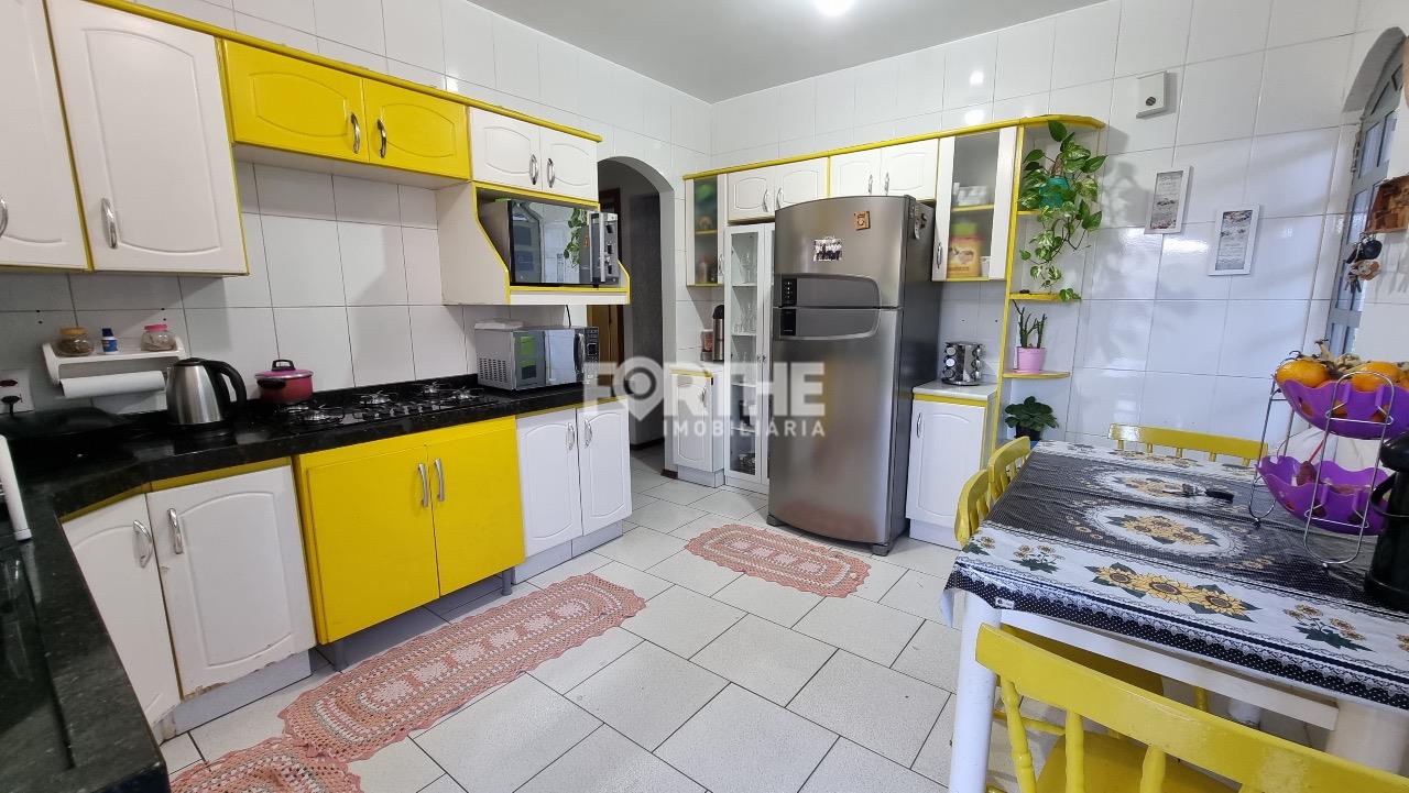 Casa à venda no Esmeralda: