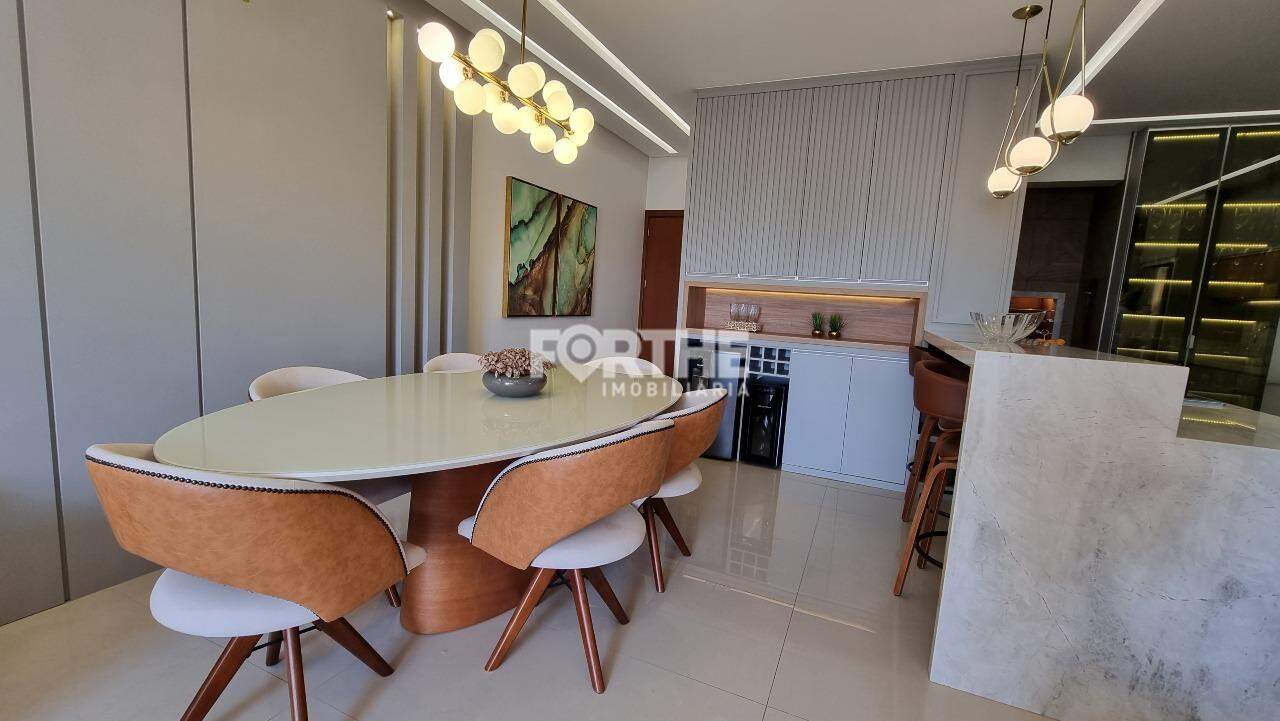 Apartamento 3 Dormitórios Centro 118m²