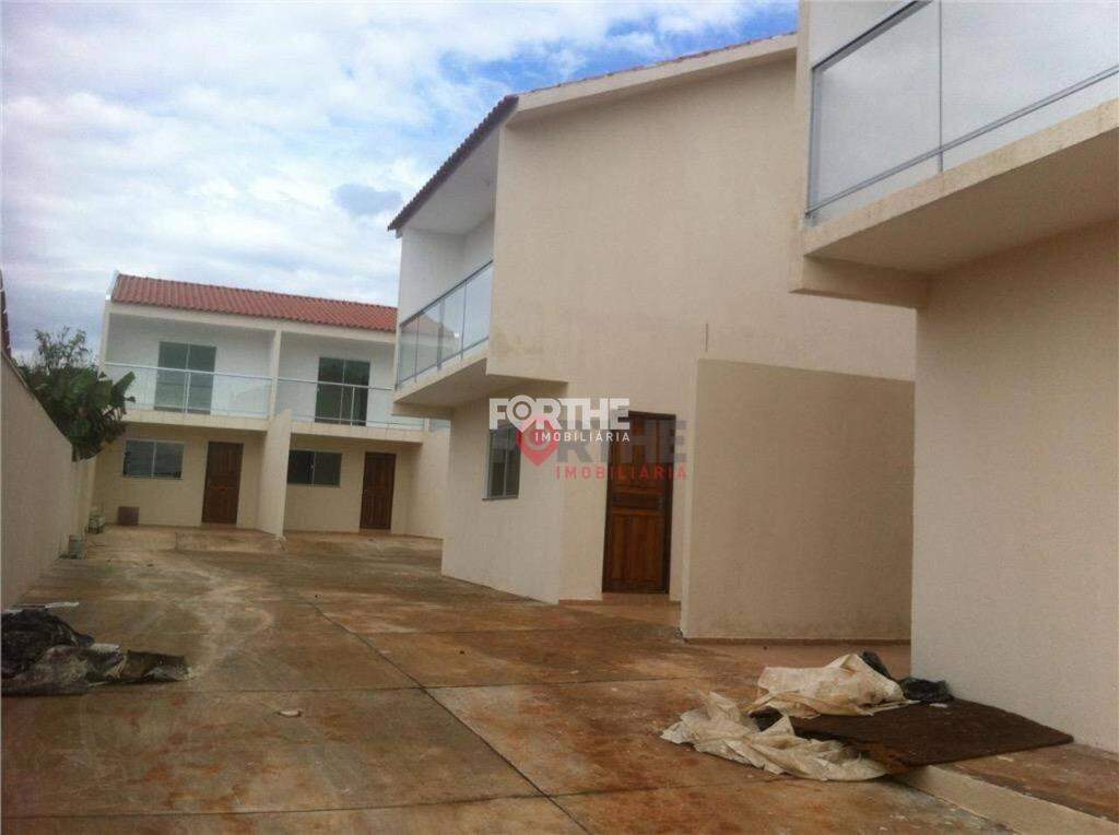 Sobrado 2 Dormitórios Santa Cruz 69m²