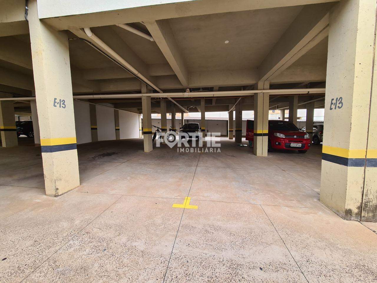 Apartamento para aluguel no Country: