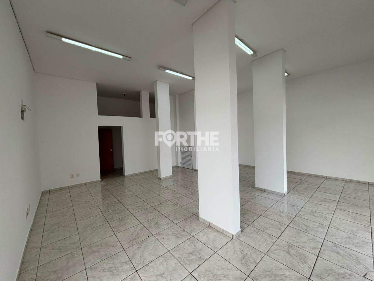 Sala comercial para aluguel no São Cristóvão: 