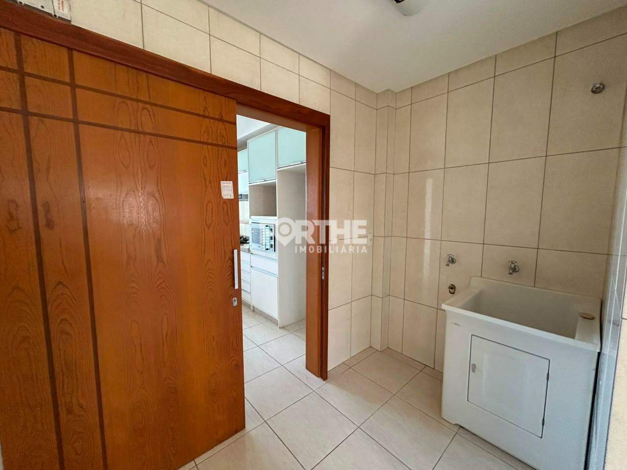 Apartamento para aluguel no Neva: 