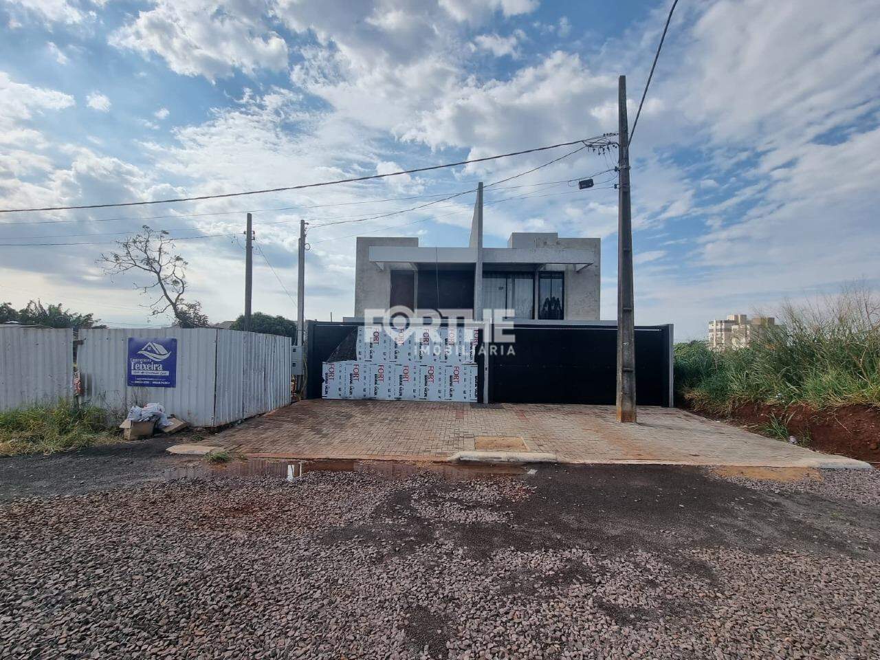 Apartamento 3 Dormitórios Pioneiros Catarinenses 134m²