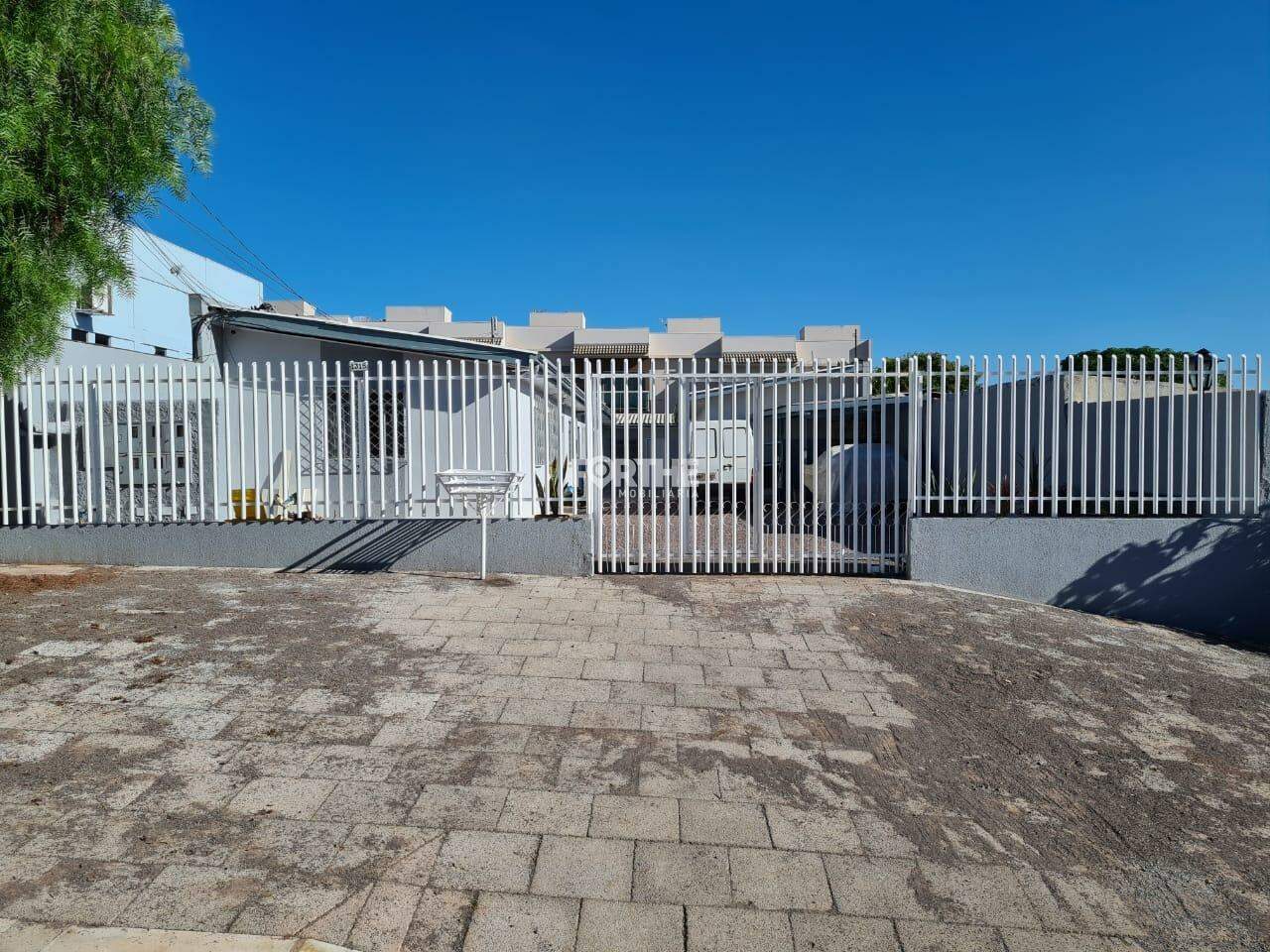 Kitnet/Conjugado 1 Dormitório Neva 25m²