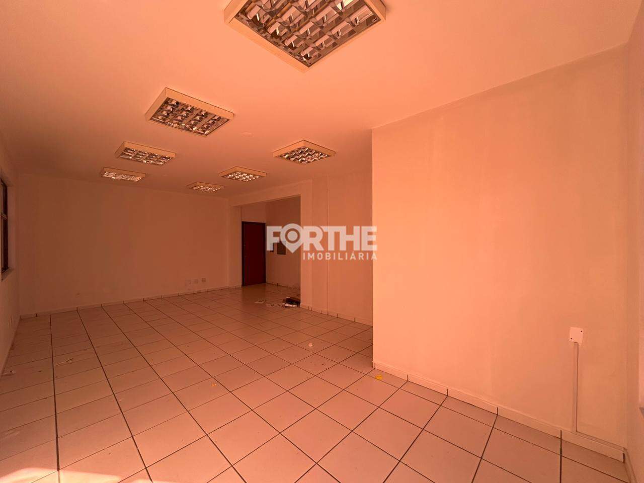Comercial para aluguel no Centro: 