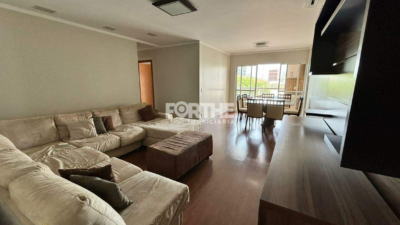 Apartamento 3 Dormitórios Centro 142m²