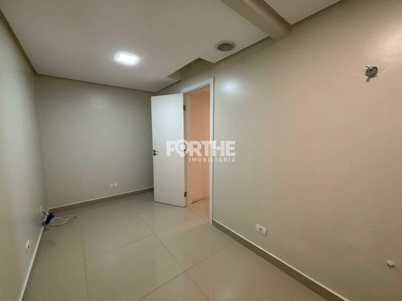 Sala comercial para aluguel no Neva: 