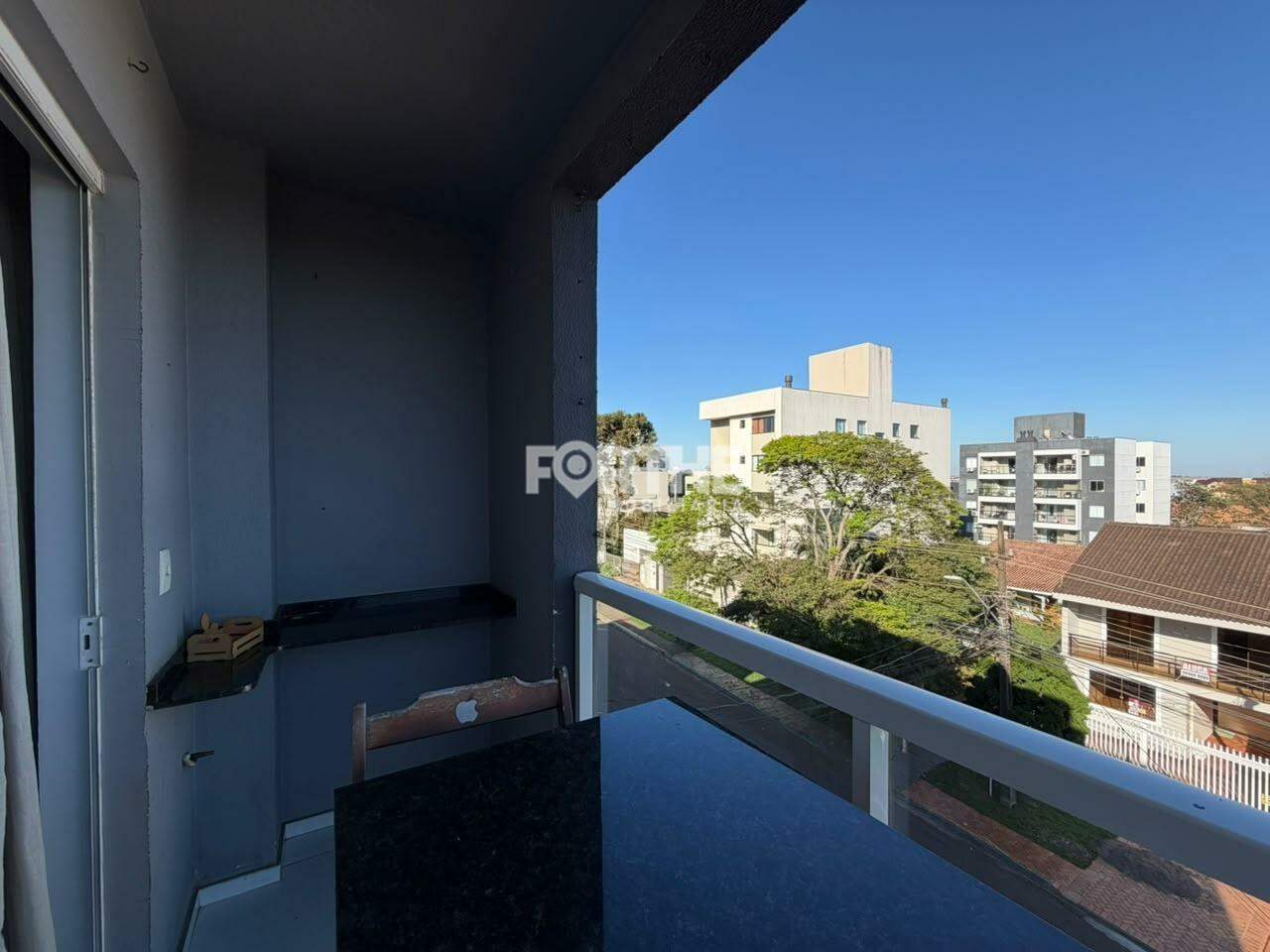Apartamento para aluguel no Coqueiral: