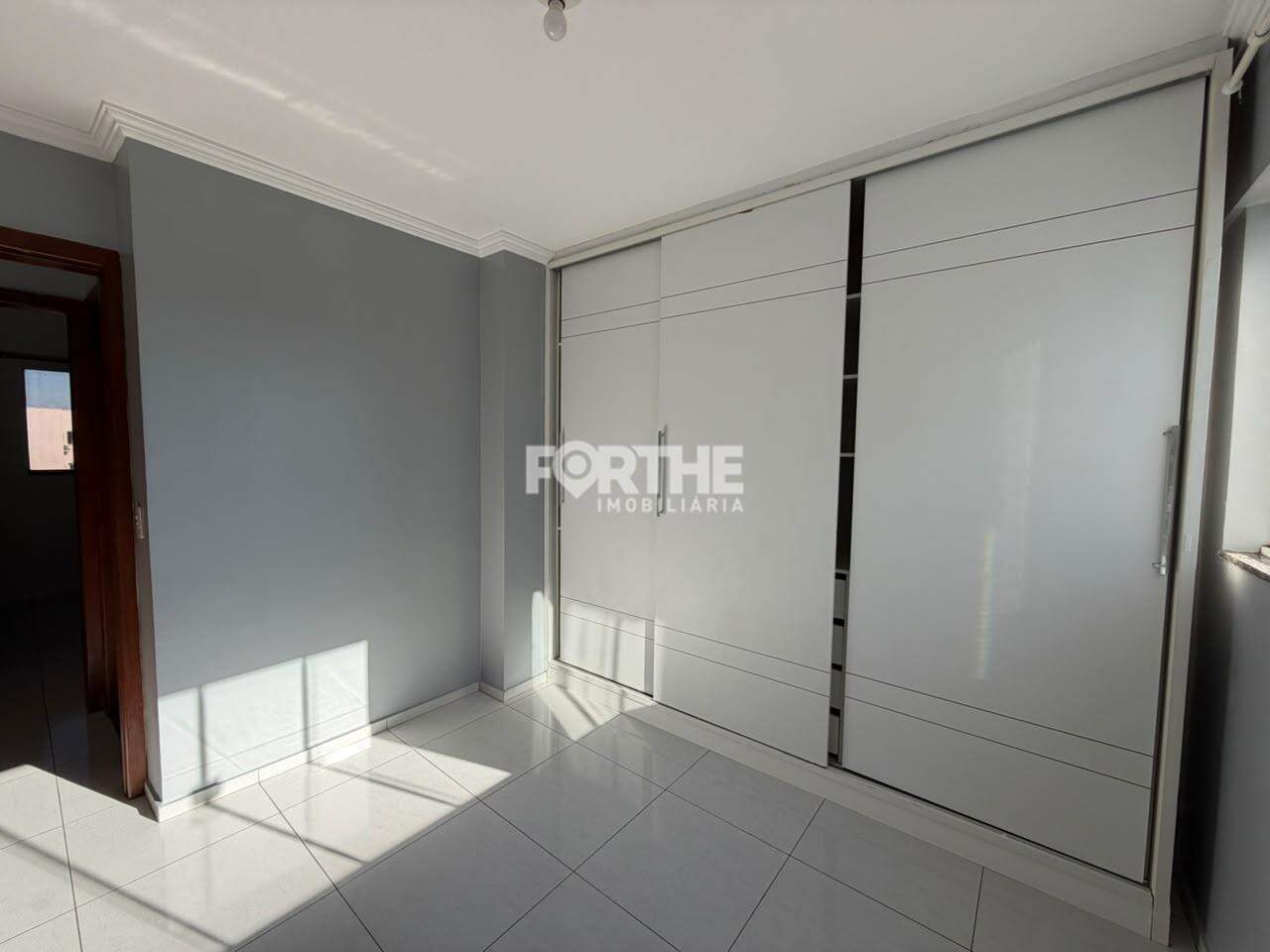 Apartamento para aluguel no Coqueiral: