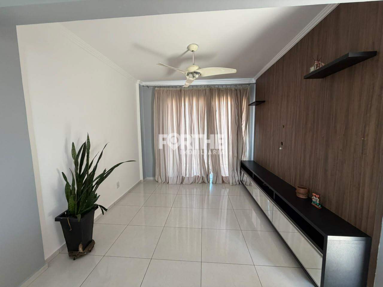 Apartamento para aluguel no Coqueiral: