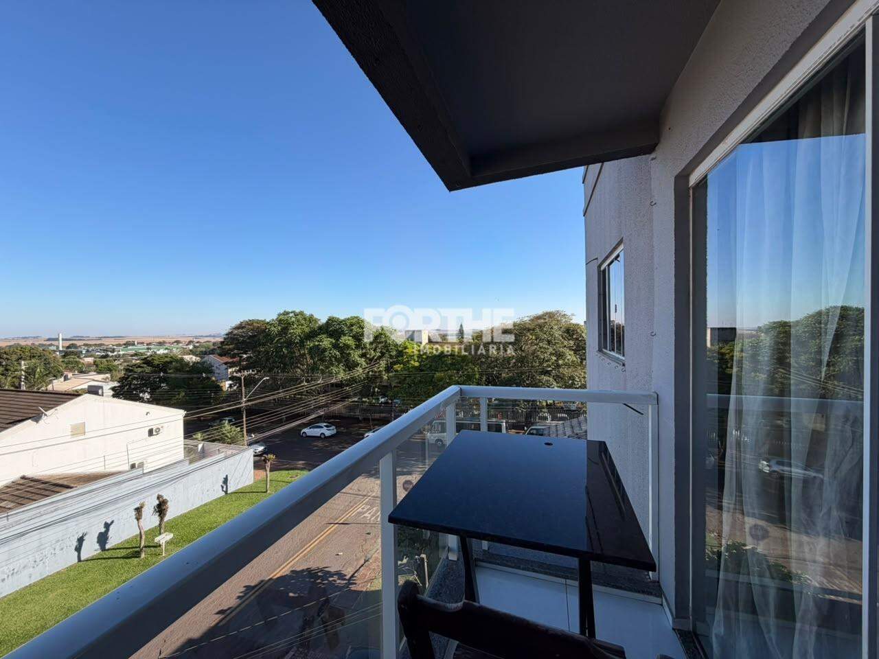 Apartamento para aluguel no Coqueiral: