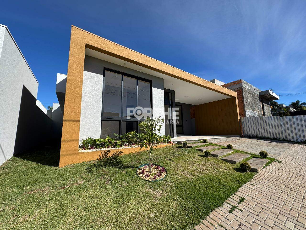 Casa em Condomínio à venda no Cataratas: 