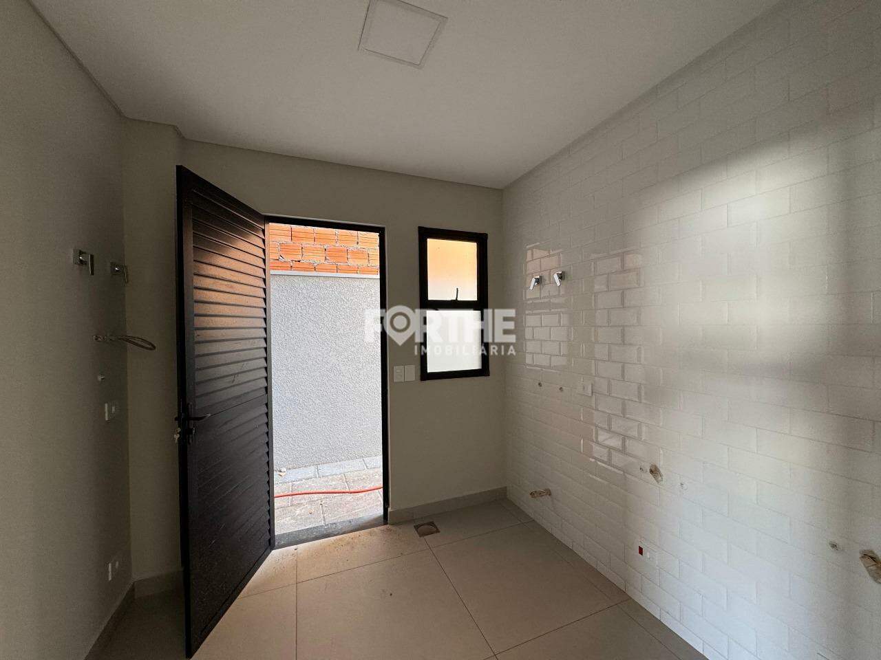 Casa em Condomínio à venda no Cataratas: 