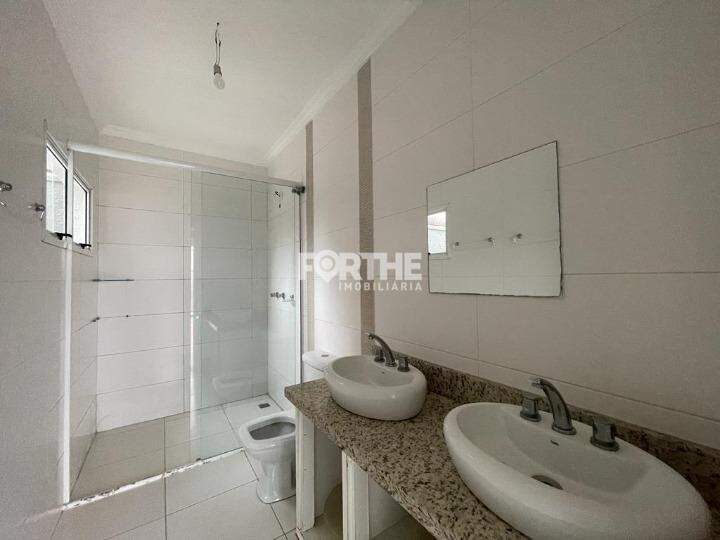 Casa em Condomínio à venda no Vila Shalon: