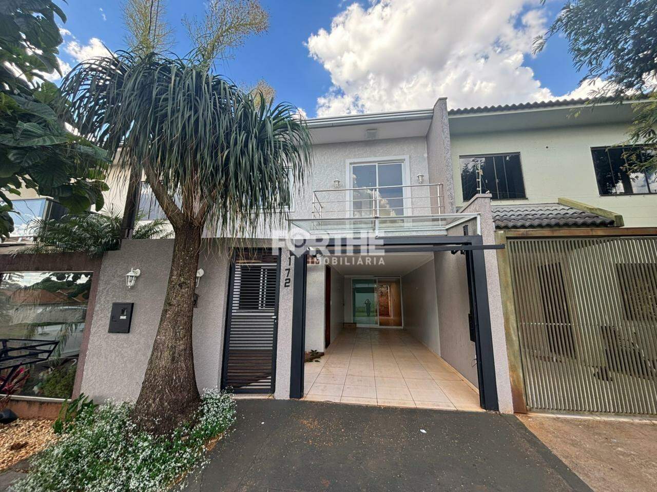 Sobrado 3 Dormitórios Pioneiros Catarinenses 109m²