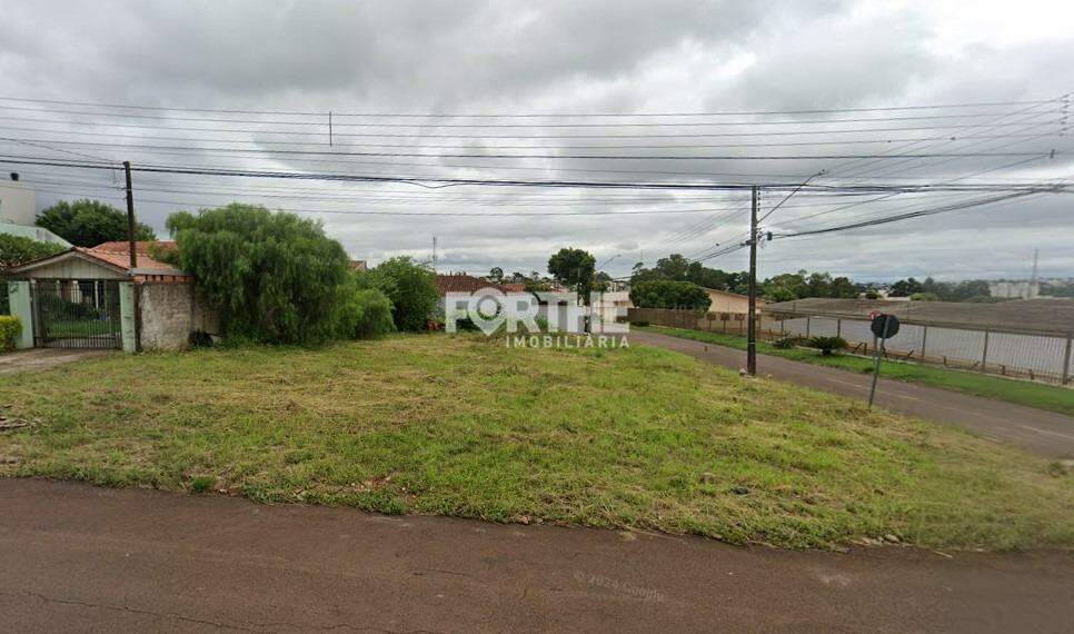 Terreno à venda no Maria Luiza: 