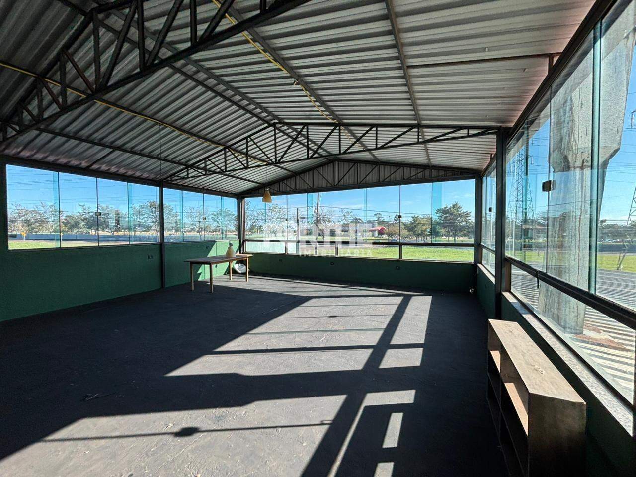 Sala comercial para aluguel no FAG: 