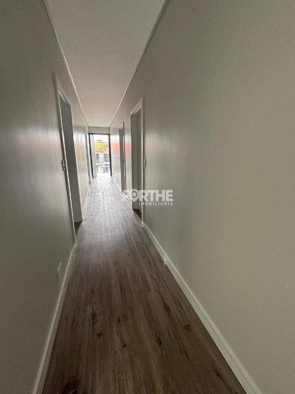 Sobrado à venda no Região do Lago: 