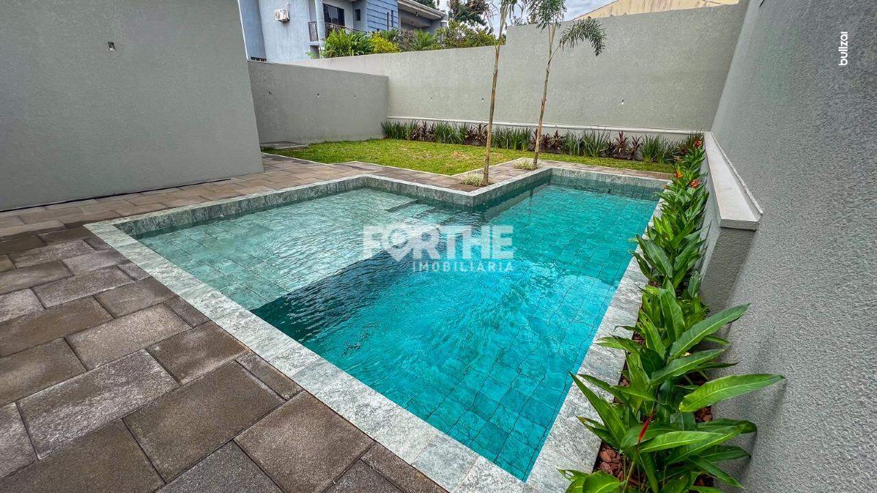 Sobrado à venda no Região do Lago: 