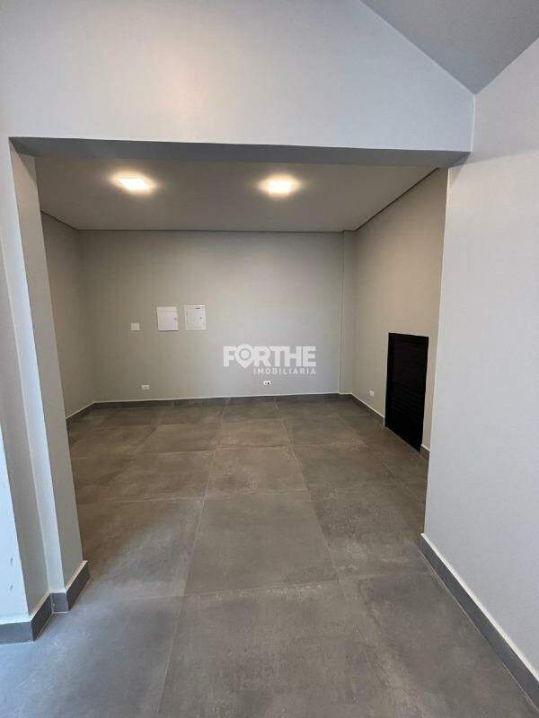 Sobrado à venda no Região do Lago: 