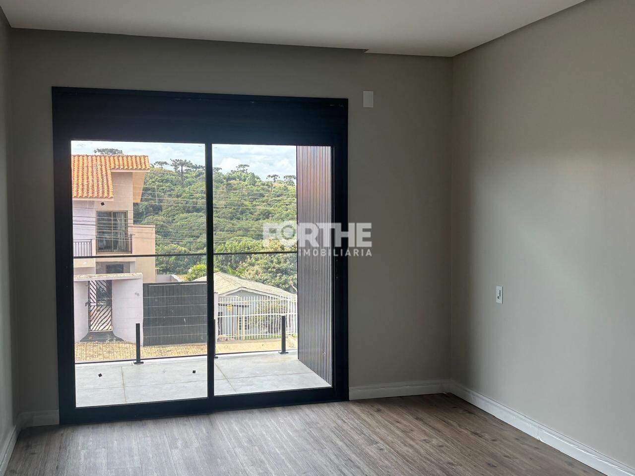 Sobrado à venda no Região do Lago: 