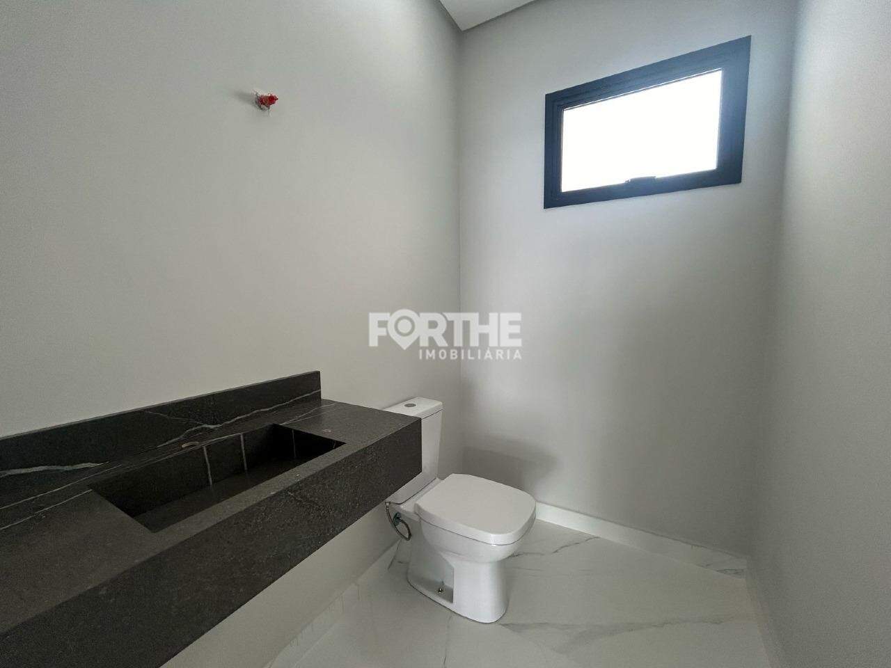 Sobrado à venda no Country: 